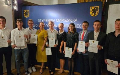 8 Stypendystów Marszałka woj. Pomorskiego